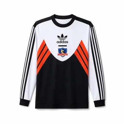 Colo Colo Classic Long Sleeve Graphic Sweatshirt