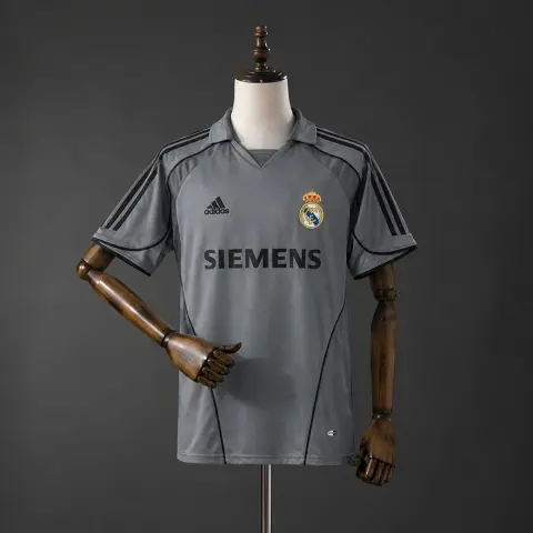 Real Madrid 05/06 Third Away Retro Jersey