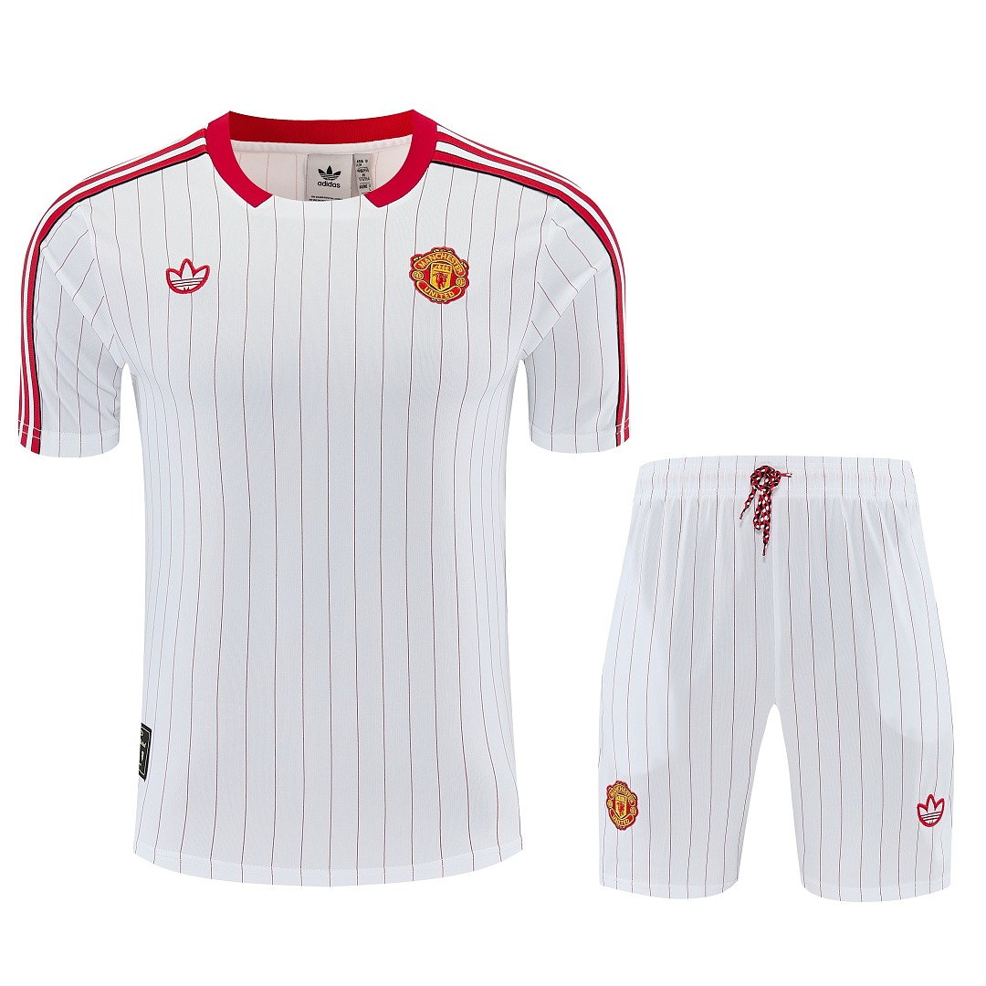 2026 Manchester United White/Red Short Sleeve Training Kit