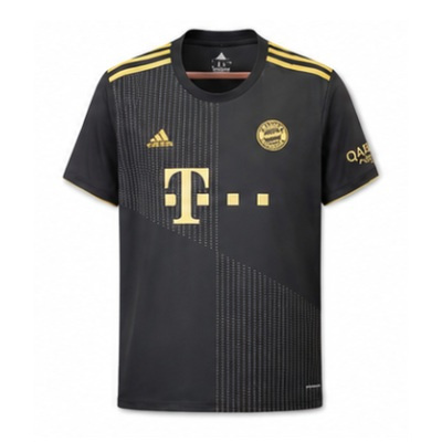 21/22 Bayern Munich away