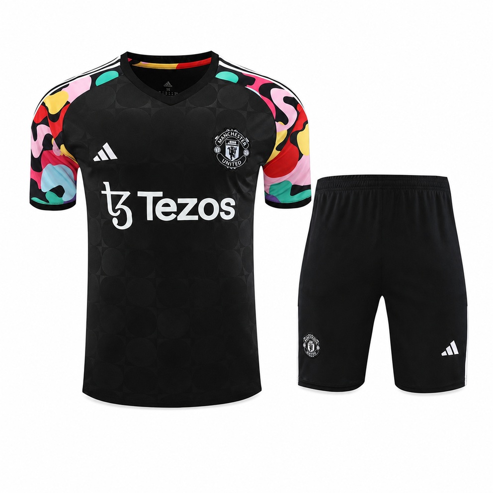 24/25 Manchester United Short Sleeve Training Kit